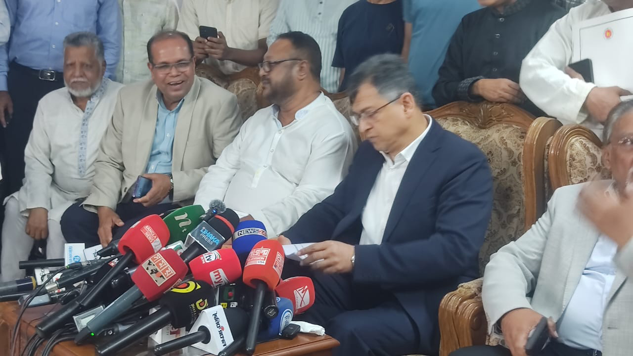 সব প্রস্তাবে একমত হতে বললে আলোচনায় ডাকা হলো কেন