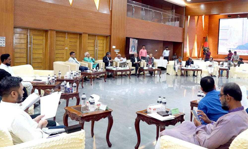 জরুরি অবস্থা রাজনৈতিকভাবে ব্যবহার না করতে একমত