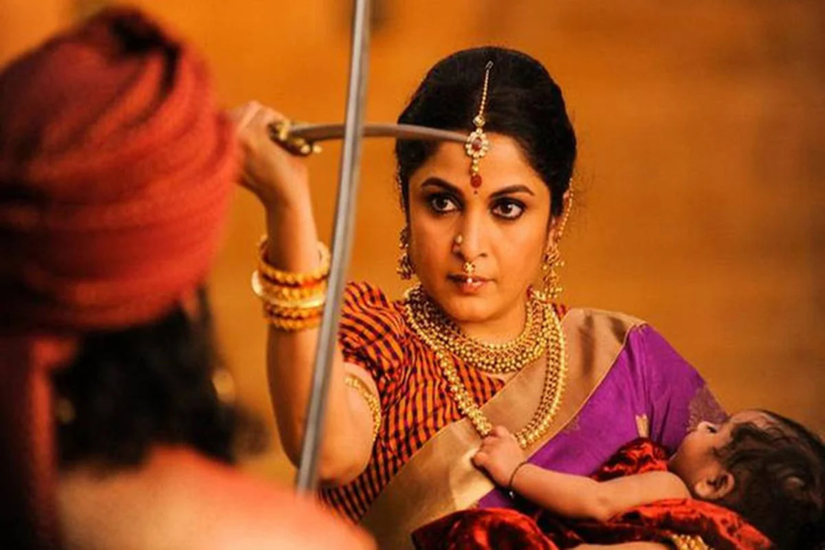 ‘বাহুবলীর রাজমাতার’ পুরনো বিতর্ক ফের চর্চায়
