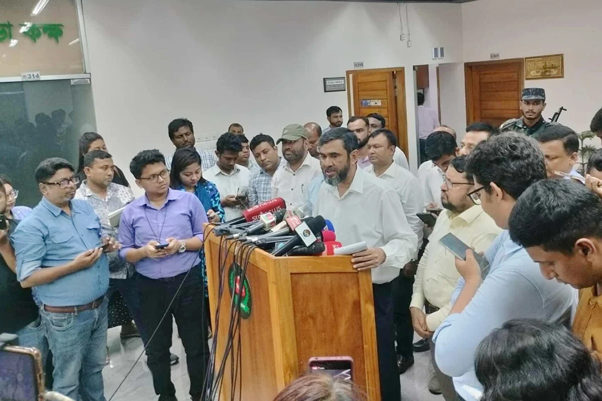 ‘পোস্টাল ব্যালটের মাধ্যমে ভোট দেবেন প্রবাসীরা,