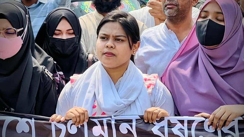 ‘যার জন্য করলাম চুরি, সেই বলে চোর’ লিখে পদত্যাগের ঘোষণা বৈষম্যবিরোধী নেত্রী কেয়ার