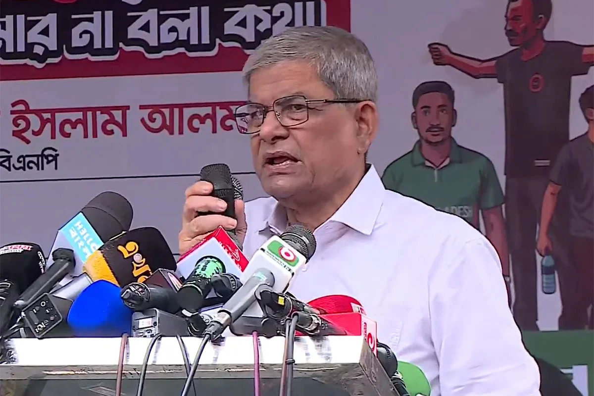 বাংলাদেশকে আবার গড়ে তোলার চেষ্টা করছেন তারেক রহমান